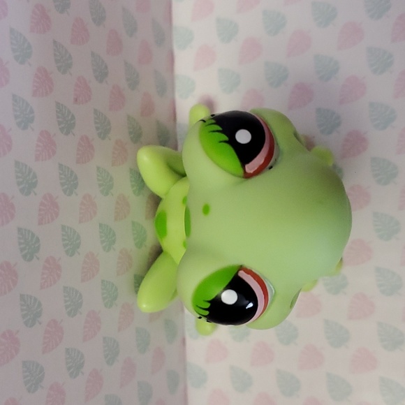 🎉2/$25🎉 🐾 LPS frog - Picture 6 of 6